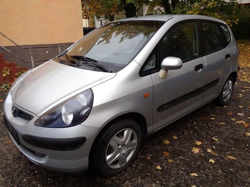 Silber Gebraucht 2003 Honda Jazz LS Kleinwagen | 699 € (Superpreis) - Bild 1/4