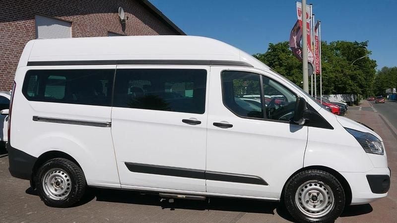 Second-hand Ford Transit Custom 131 CP (96 kW) 2017 Alb Monovolum
