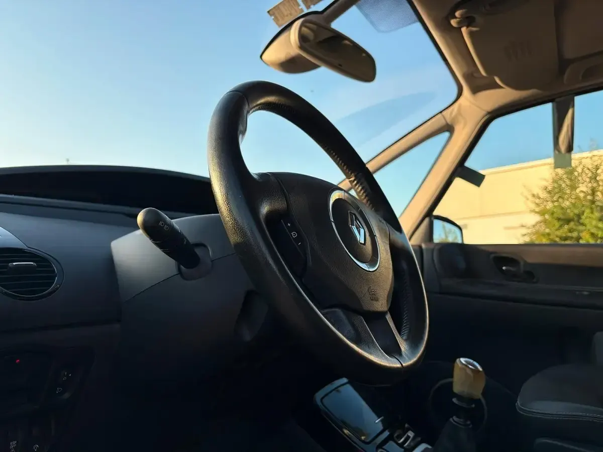 Gebraucht Renault Espace 150 PS (110 kW) 2013 Schwarz Van / Kleinbus