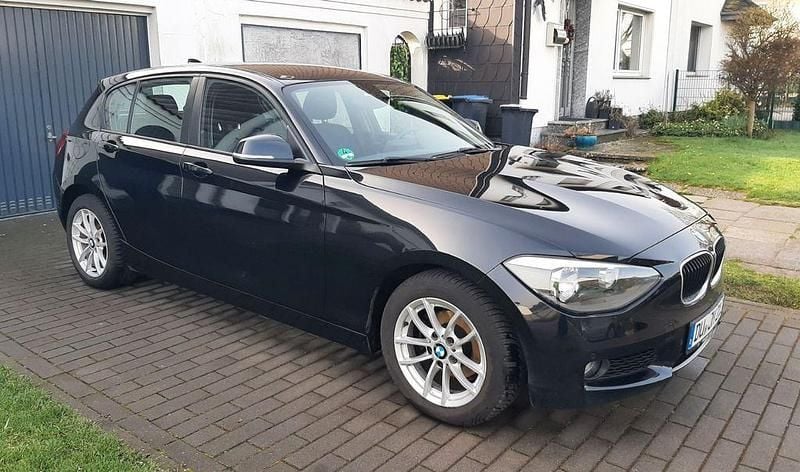 Gebraucht BMW 116 Advantage 136 PS (100 kW) 2013 Schwarz Kleinwagen