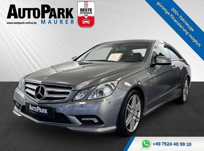 Gebraucht Mercedes E220 AMG 170 PS (125 kW) 2011 Silber Coupé