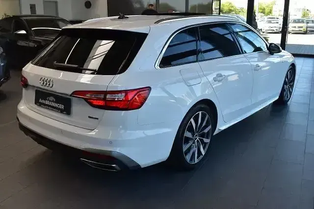 Gebraucht Audi A4 S-Line 204 PS (150 kW) 2023 Weiß Kombi