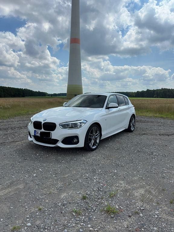 Weiß Gebraucht 2017 BMW 118 M Sport Kleinwagen | 14.500 € (Fairer Preis) - Bild 1/4