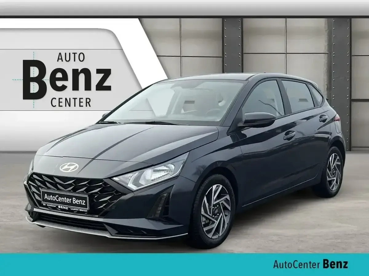 Gebraucht Hyundai i20 Trend 99 PS (72 kW) 2025 Kleinwagen