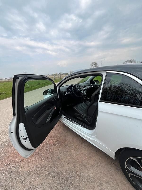 Gebraucht Opel Adam S 150 PS (110 kW) 2016 Weiß Kleinwagen