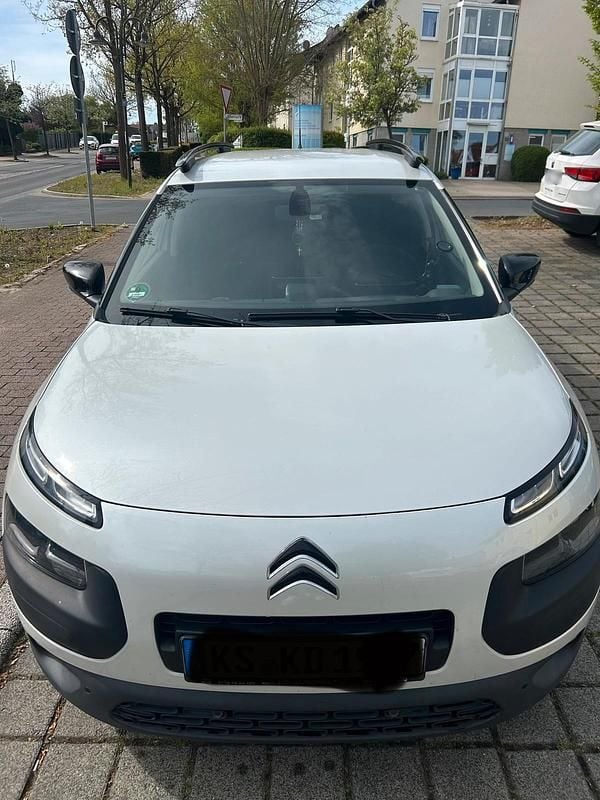 Gebraucht Citroën C4 110 PS (80 kW) 2016 Weiß SUV