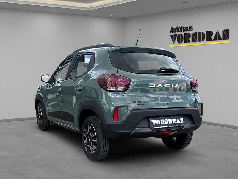 Usata Dacia Spring Expression 33 kW (45 CV) 2022 Verde Utilitaria
