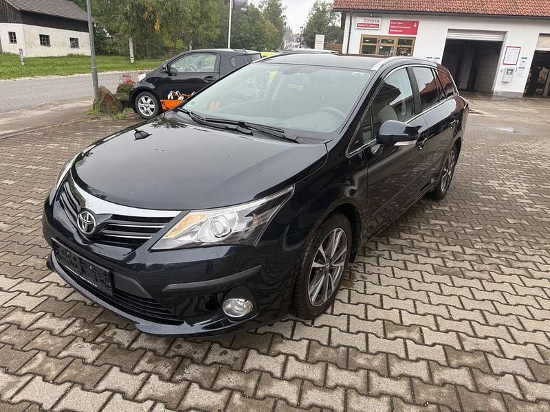 Gebraucht 2014 Toyota Avensis Edition Kombi | 8.790 € (Fairer Preis) - Bild 1/4