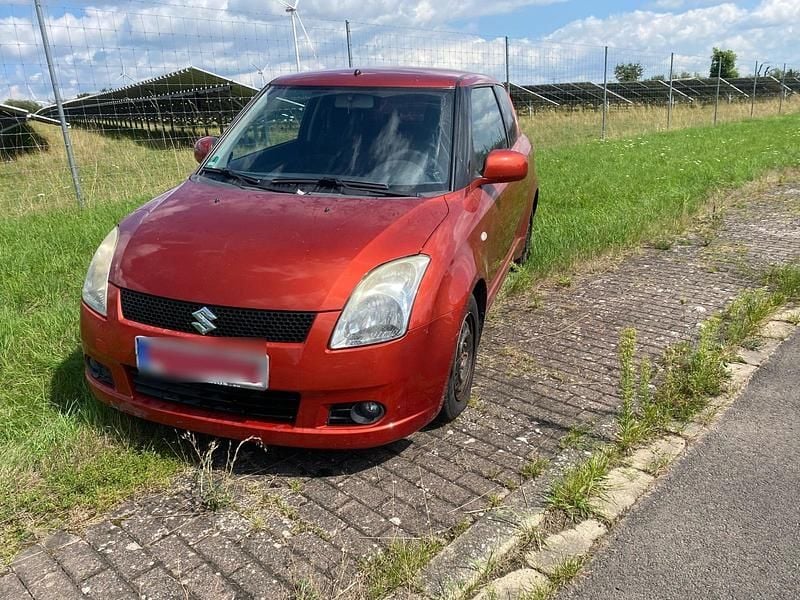 Orange Gebraucht 2006 Suzuki Swift Kleinwagen | 800 € (Superpreis) - Bild 1/4