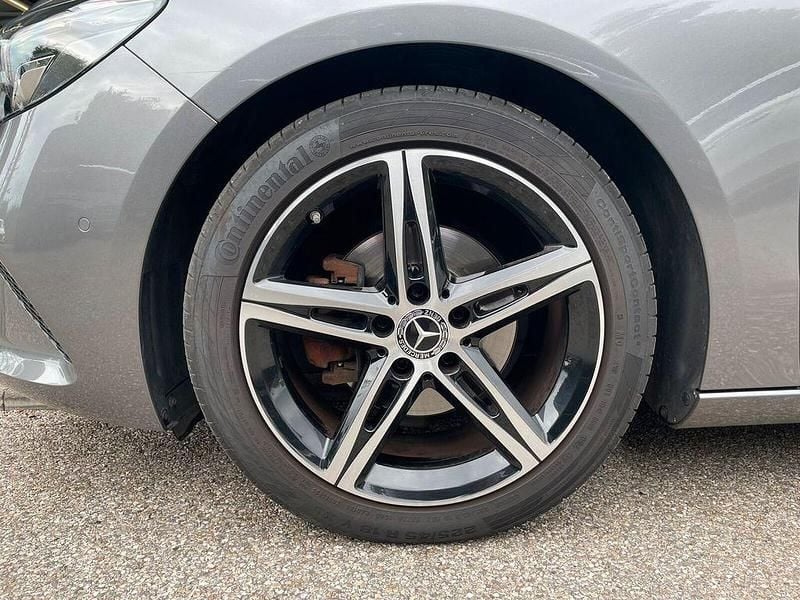 Gebraucht Mercedes B180 Progressive 136 PS (100 kW) 2019 Mountaingrau  met. Van / Kleinbus