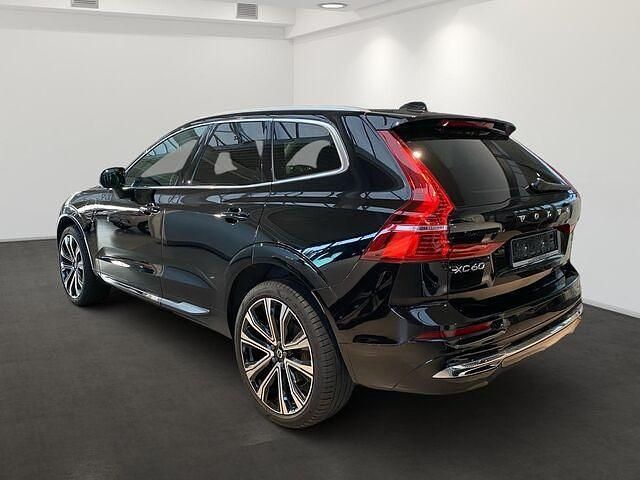 Gebraucht Volvo XC60 Plus 398 PS (292 kW) 2022 Purple (onyxblackmetallic) SUV