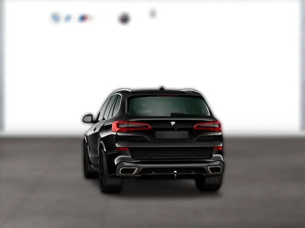 Gebraucht BMW X5 Efficient Dynamics 530 PS (389 kW) 2023 Schwarz metallic SUV
