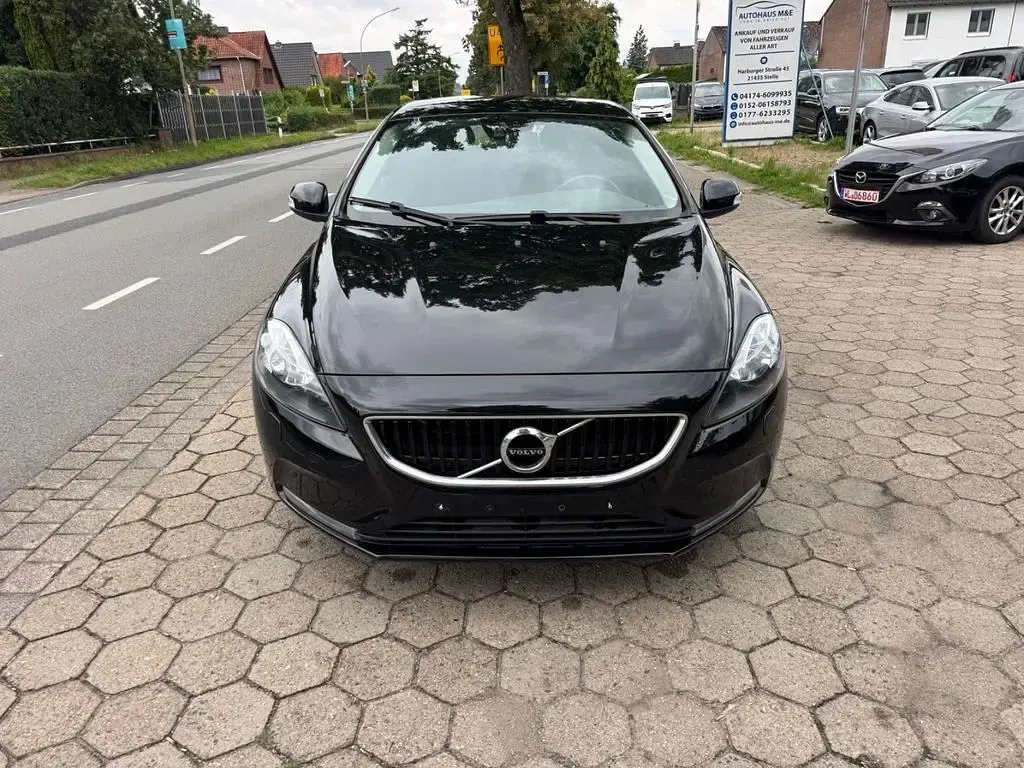 Gebraucht Volvo V40 120 PS (88 kW) 2016 Schwarz Limousine