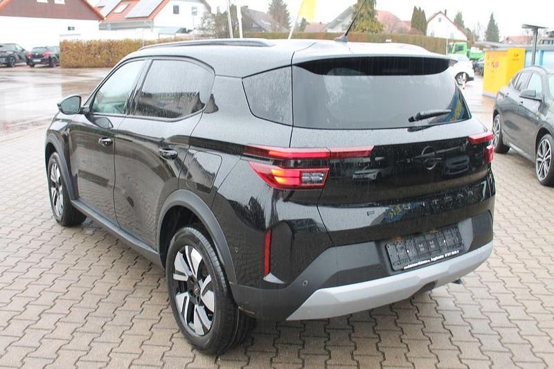 Neu Opel Frontera 145 PS (106 kW) 2025 Silber SUV