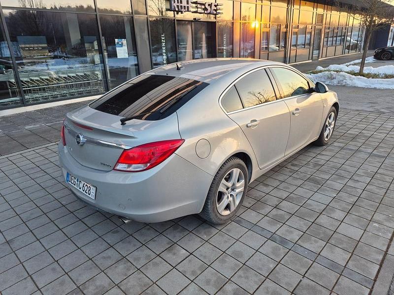 Gebraucht Opel Insignia Edition 220 PS (161 kW) 2009 Beige Limousine