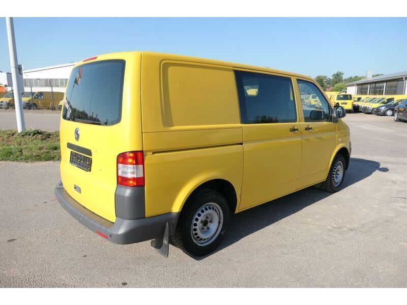 Gebraucht VW T5 84 PS (61 kW) 2011 Ginstergelb r1032 Van