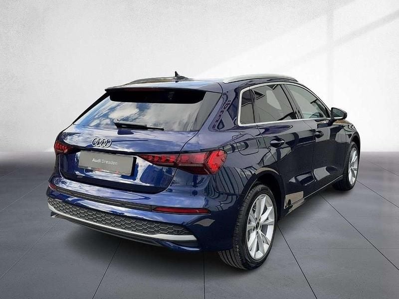 Neu Audi A3 Sport 116 PS (85 kW) 2025 Navarrablau metallic Limousine