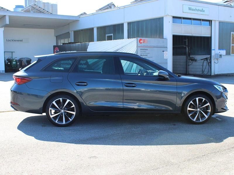 Gebraucht Seat Leon FR 204 PS (150 kW) 2021 "magnetic" grau metallic Kombi