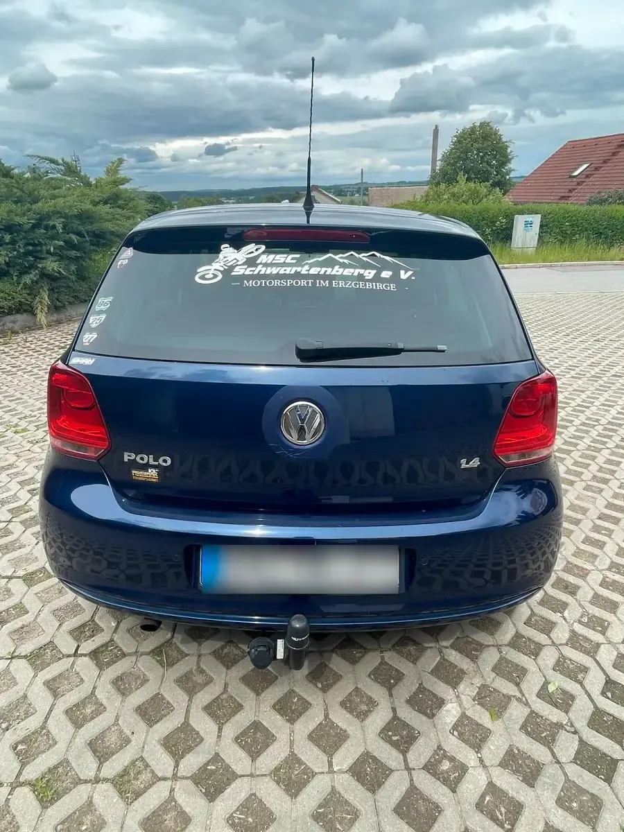 Gebraucht VW Polo 85 PS (62 kW) 2010 Blau Kleinwagen