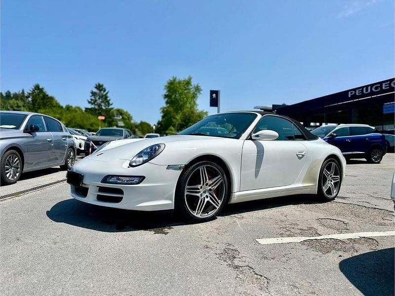 Weiß Gebraucht 2008 Porsche 911 Carrera 4S Cabriolet Cabrio | 64.990 € (Teuer) - Bild 1/4