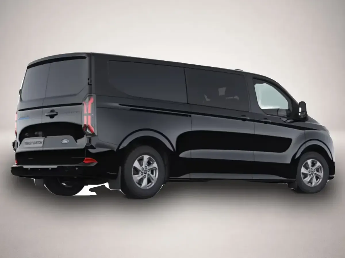 Neu Ford E-Transit Limited 160 kW (218 PS) 2026 Schwarz Van