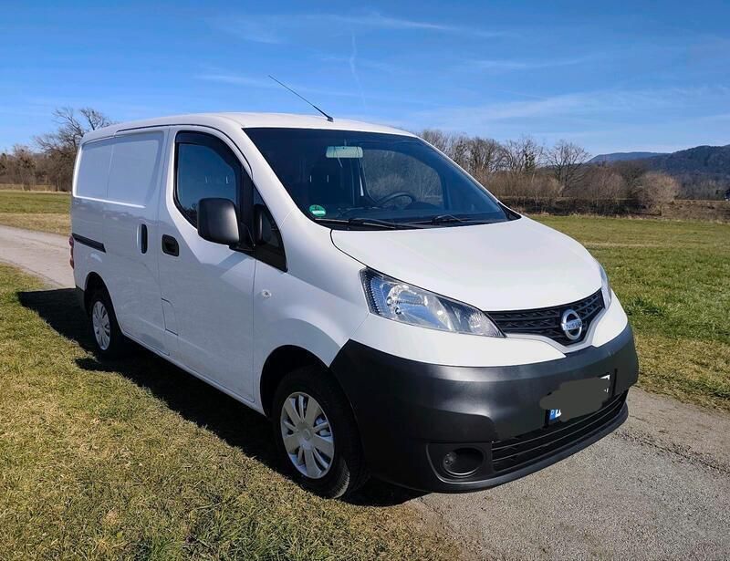 Weiß Gebraucht 2015 Nissan Evalia Van / Kleinbus | 7.500 € (Superpreis) - Bild 1/4