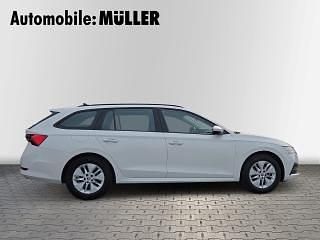 Gebraucht Skoda Octavia Ambition 116 PS (85 kW) 2023 Candyweiss Kombi