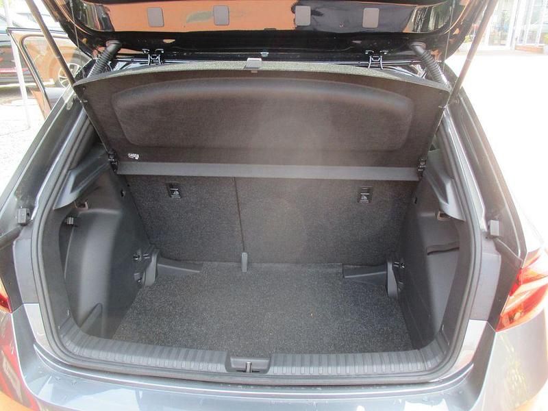 Neu Skoda Fabia Monte Carlo 116 PS (85 kW) 2025 Grau Kleinwagen