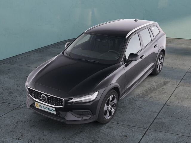 Gebraucht Volvo V60 CC Plus 197 PS (144 kW) 2023 Schwarz Kombi