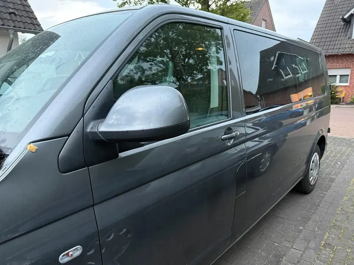 Używany VW Caravelle 140 KM (102 kW) 2014 Beżowy Van