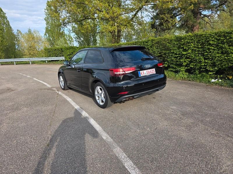 Usata Audi A3 150 CV (110 kW) 2016 Nero Utilitaria