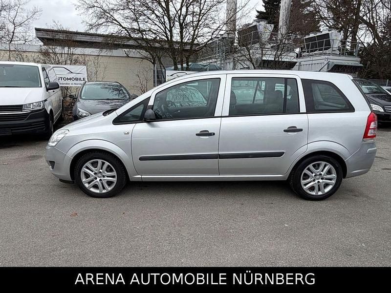Gebraucht Opel Zafira 140 PS (102 kW) 2009 Silber Van / Kleinbus