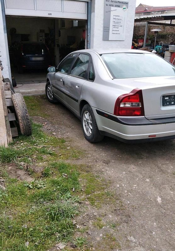 Gebraucht Volvo S80 140 PS (102 kW) 2001 Silber Limousine