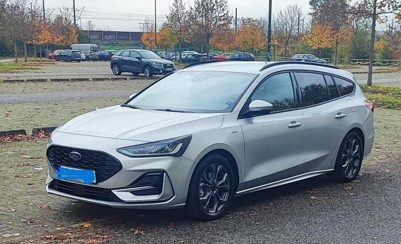 Gebraucht Ford Focus ST-Line 125 PS (91 kW) 2024 Silber Kombi