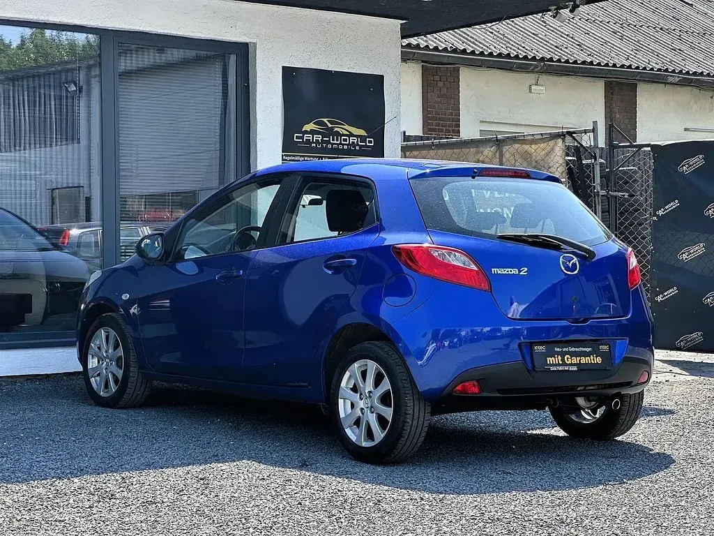 Gebraucht Mazda 2 Independence 103 PS (75 kW) 2009 Blau Kleinwagen