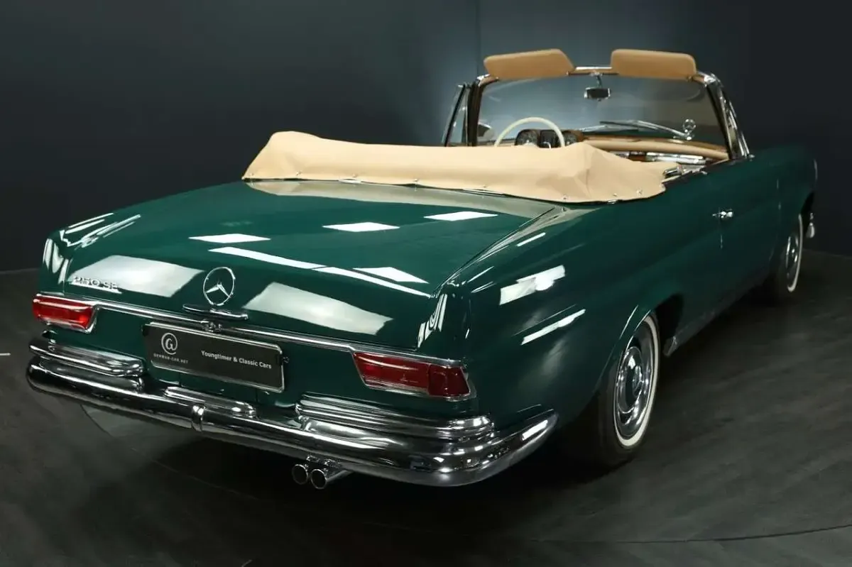 Gebraucht Mercedes 250 SE 150 PS (110 kW) 1966 Grün Cabrio
