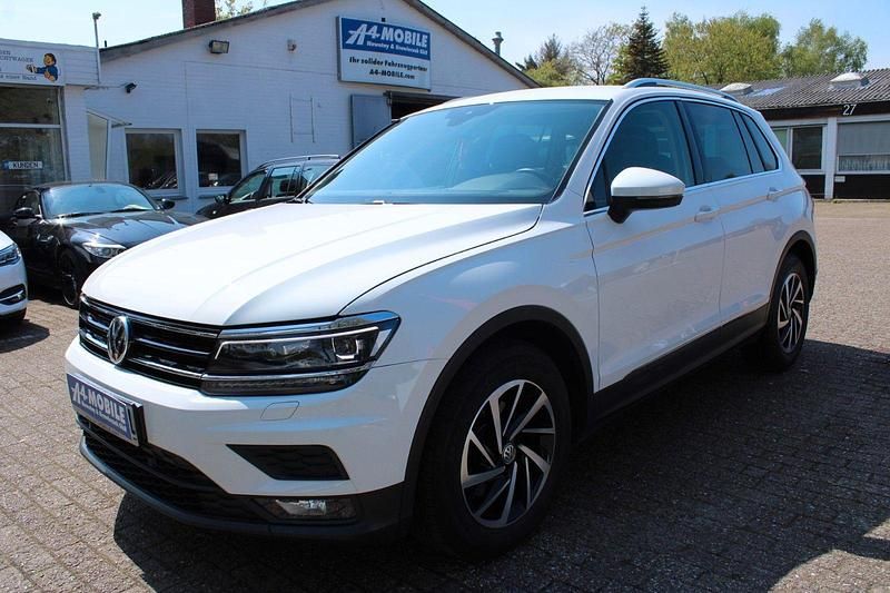 Weiß Gebraucht 2018 VW Tiguan Join SUV | 18.999 € (Guter Preis) - Bild 1/4