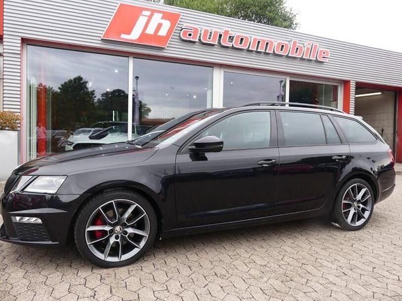 Schwarz Gebraucht 2020 Skoda Octavia RS Kombi | 18.900 € (Guter Preis) - Bild 1/4