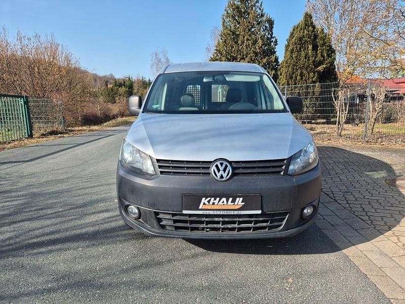 Gebraucht VW Caddy Maxi 140 PS (102 kW) 2014 Silber Van / Kleinbus