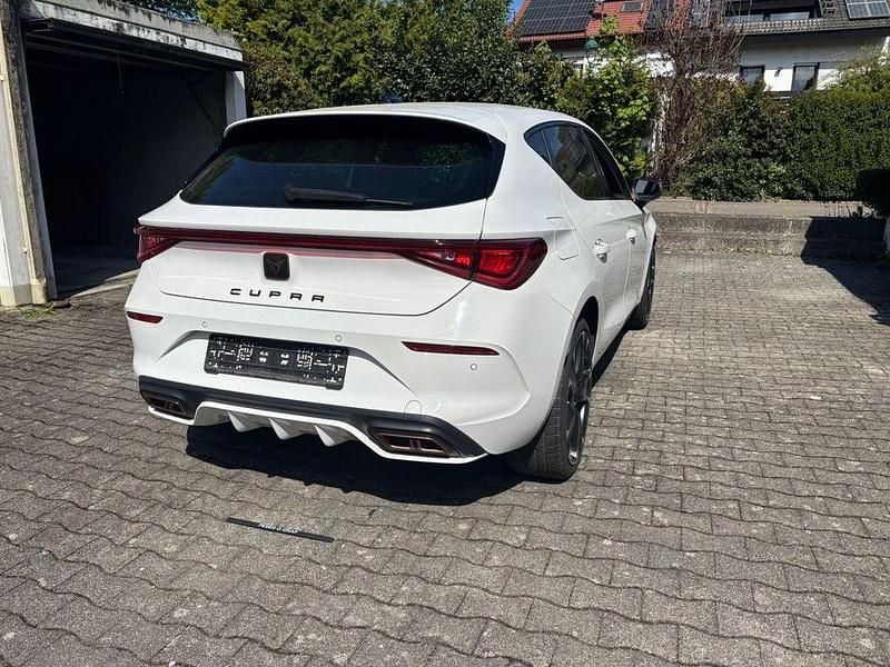 Usata Cupra Leon 245 CV (180 kW) 2021 Bianco Berlina