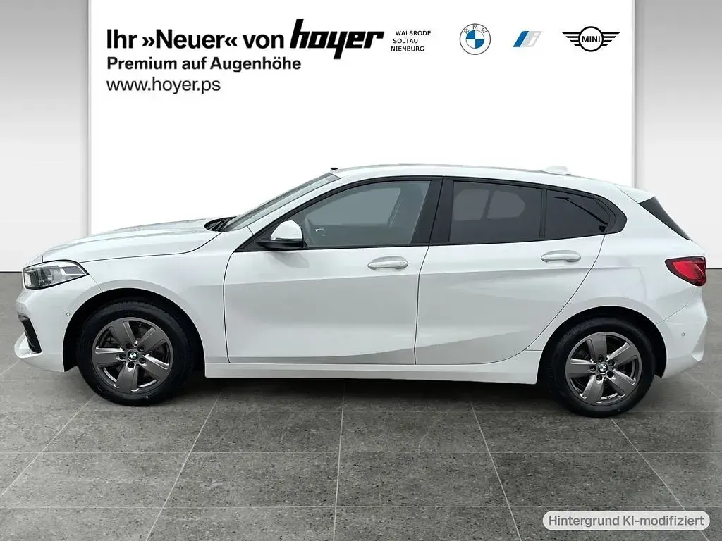 Gebraucht BMW 118 Advantage 150 PS (110 kW) 2022 Alpinweiß uni Kleinwagen