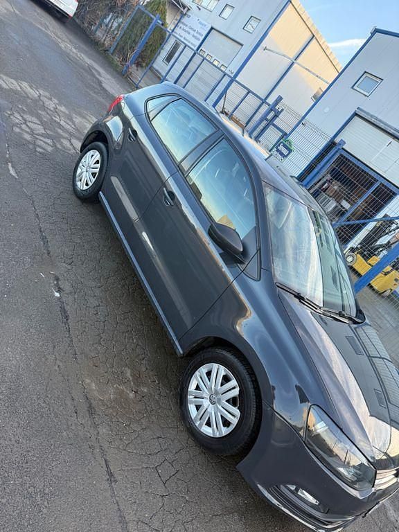 Gebraucht VW Polo Trendline 65 PS (47 kW) 2017 Grau Limousine