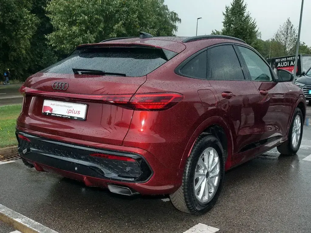Gebraucht Audi Q5 Sportback S-Line 204 PS (150 kW) 2025 Grenadinerot metallic SUV