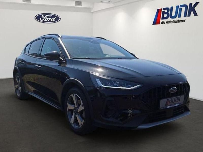 Gebraucht Ford Focus Active X 155 PS (114 kW) 2024 Agate black metallic Kombi