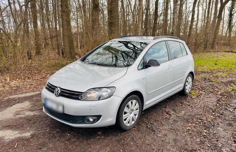 Gebraucht VW Golf VII Match 122 PS (89 kW) 2013 Silber Limousine