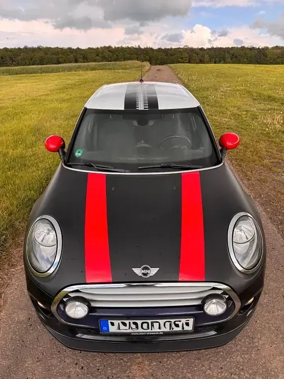 Gebraucht Mini Cooper D 116 PS (85 kW) 2014 Schwarz Kleinwagen