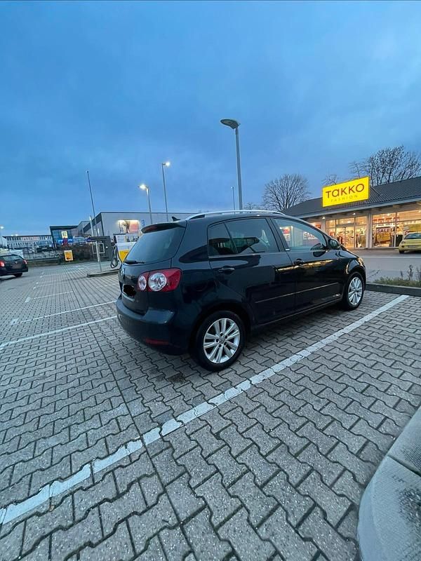 Gebraucht VW Golf Plus Cross Style 122 PS (89 kW) 2011 Blau Van / Kleinbus