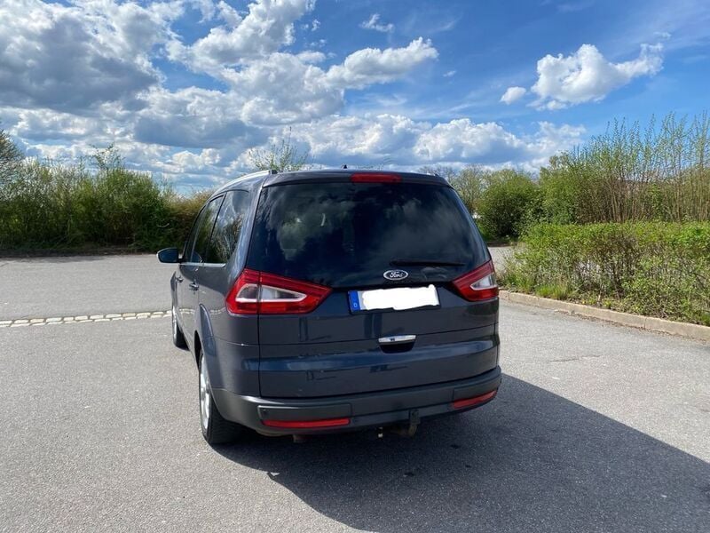 Gebraucht Ford Galaxy 163 PS (119 kW) 2011 Schwarz Van / Kleinbus