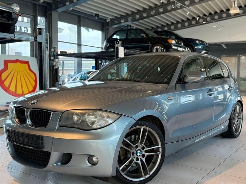 Silber Gebraucht 2011 BMW 120 M Sport Kleinwagen | 4.950 € (Guter Preis) - Bild 1/4