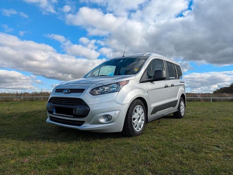 Silber Gebraucht 2017 Ford Tourneo Connect Trend Van / Kleinbus | 10.500 € (Guter Preis) - Bild 1/4